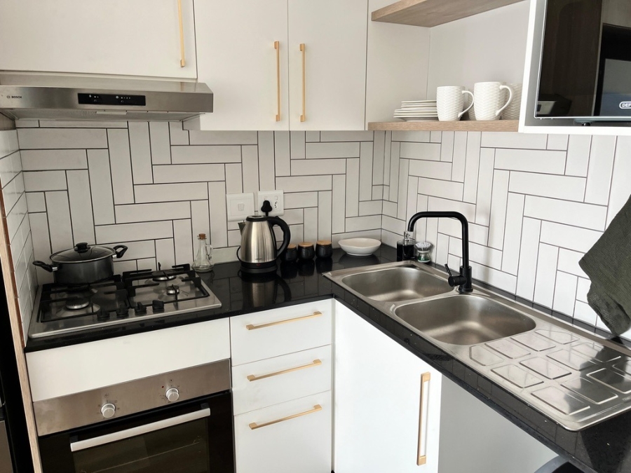1 Bedroom Property for Sale in Table View Western Cape
